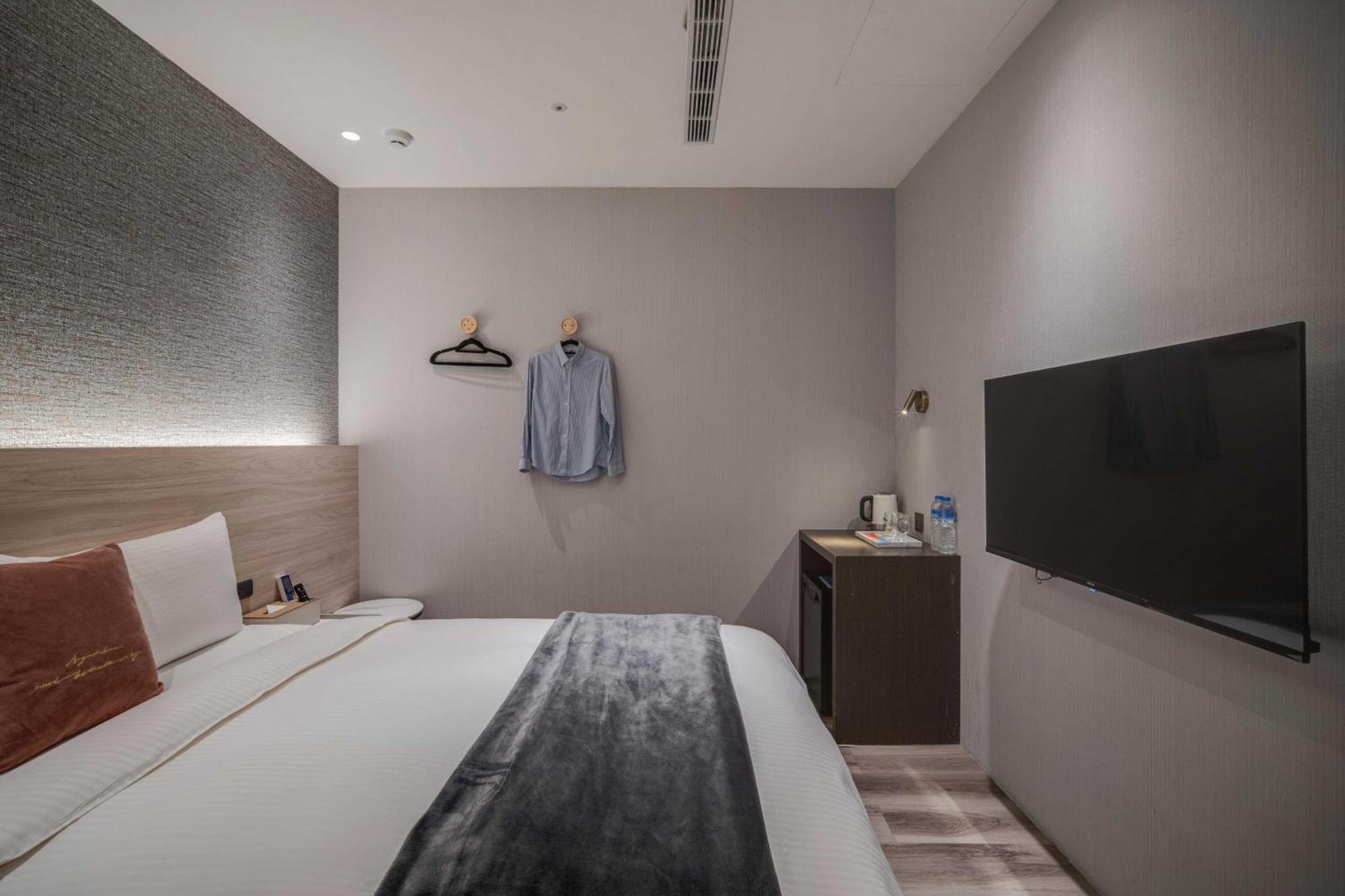 Fun Stay Inn Ximen Taipei Exterior photo